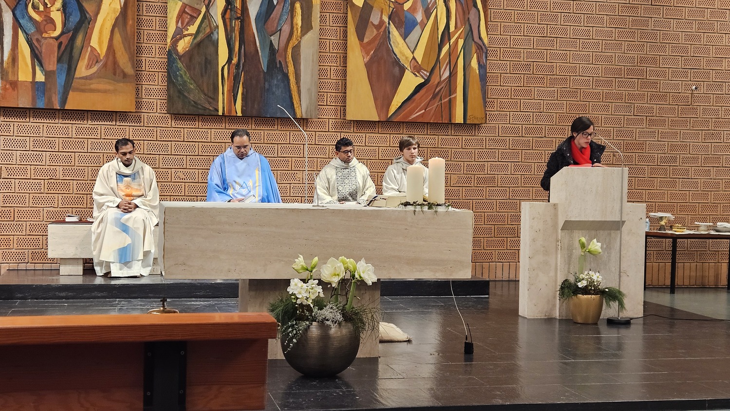 Neujahrsempfang 2026 / Nadja Hutter Hl. Messe zelebriert von Pater Kuruvila, Rijo und Dennis, - Lektorin Pfarrgemeinderätin Kathi Graner