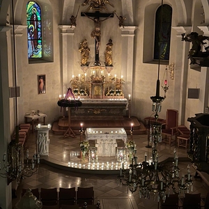 Roratemesse bei Kerzenlicht