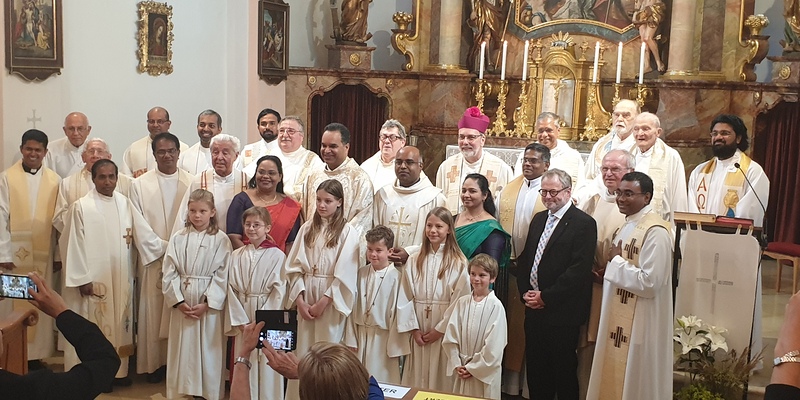 25jähr. Priesterjubiläum / Nadja Hutter Gruppenbild