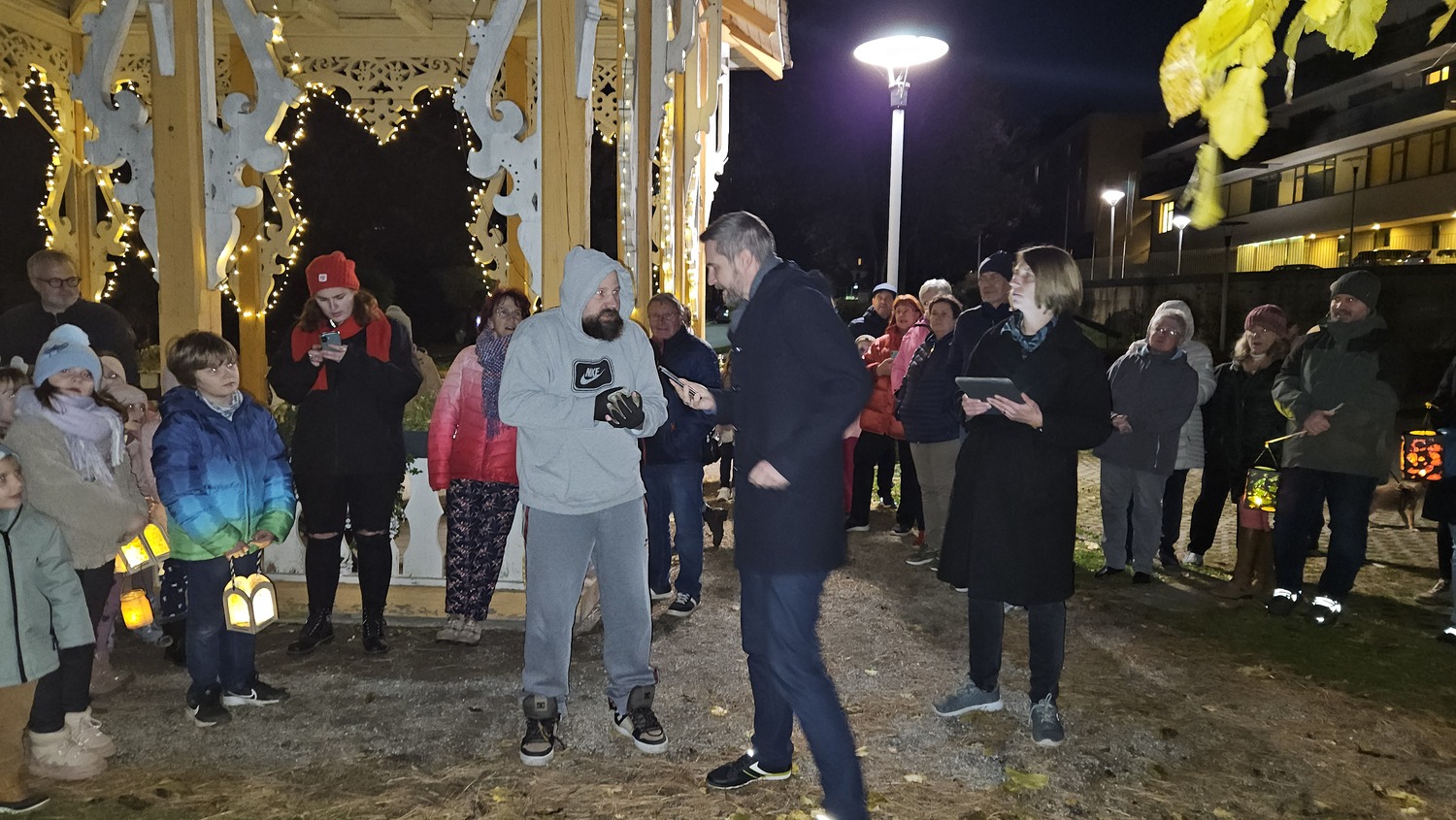 Martinifeier-Lichterfest / Nadja Hutter Theatergruppe - Aspekt Teilen