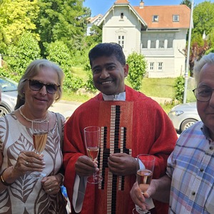 v.l. Traude, Pater Rijo und Helmtut