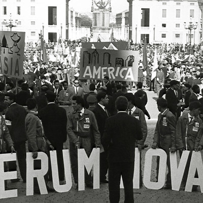 70 Jahre päpstliche Sozialenzyklika 'Rerum Novarum' und erstes Welttreffen des Internationalen Bundes Katholischer Arbeiterbewegungen in Rom im Mai 1961. Papst Johannes XXIII. verkündet seine große Sozialenzyklika 'Mater et Magistra'.