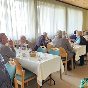 Gäste